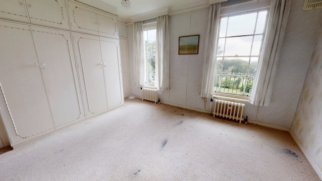 Great Oak, 15 Prowse Avenue, Bushey Heath, Hertfordshire WD23 1JS 5