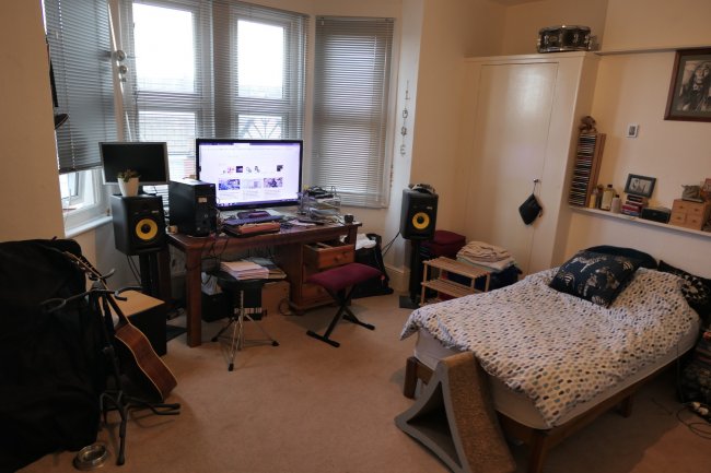 193 and 193A  Hamlet Court Road, Westcliff on Sea, Essex  SS0 7EL 8