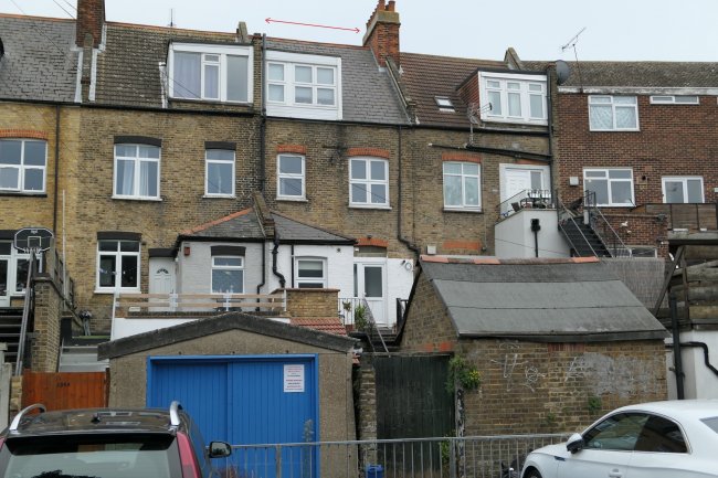 193 and 193A  Hamlet Court Road, Westcliff on Sea, Essex  SS0 7EL 8