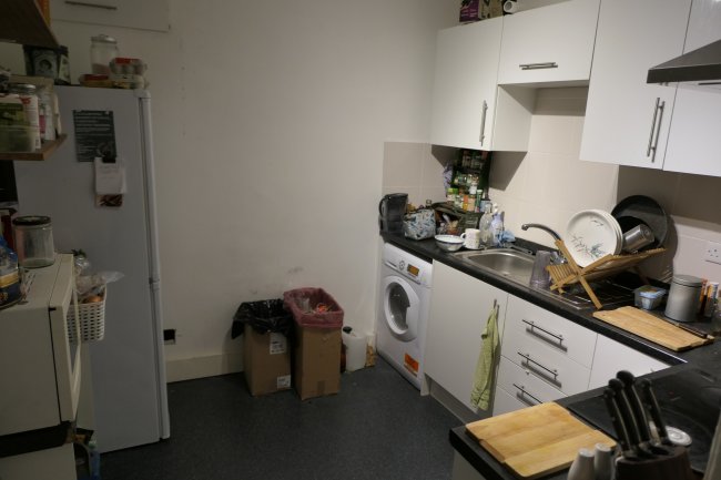 193 and 193A  Hamlet Court Road, Westcliff on Sea, Essex  SS0 7EL 8