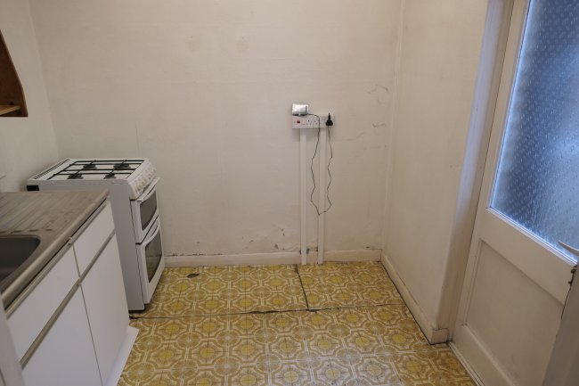 93 Rusthall Avenue, Chiswick, London W4 1BN 10