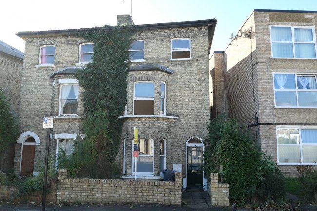 58 Clarence Road, Bounds Green, London N22 8PL 1