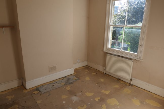 58 Clarence Road, Bounds Green, London N22 8PL 1