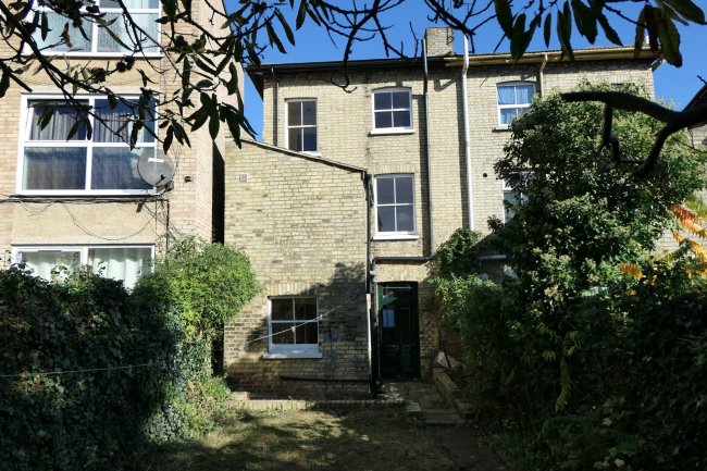 58 Clarence Road, Bounds Green, London N22 8PL 1