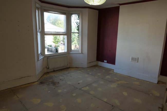 58 Clarence Road, Bounds Green, London N22 8PL 1