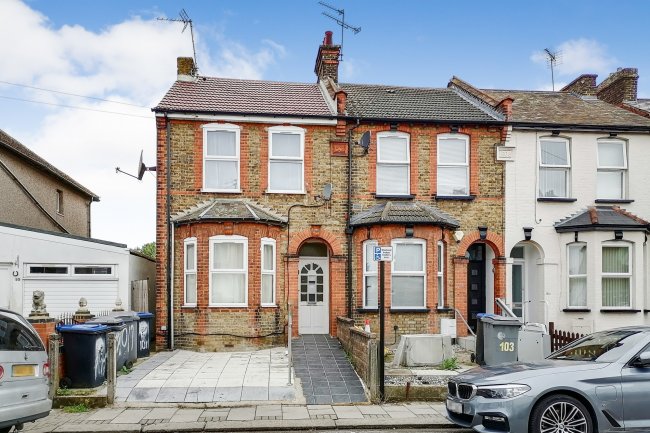 101 Llanover Road, Wembley, Middlesex, HA9 7LW 4