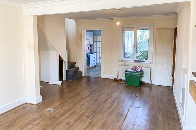 43 Boundary Road, Newbury, Berkshire, RG14 5RR 3