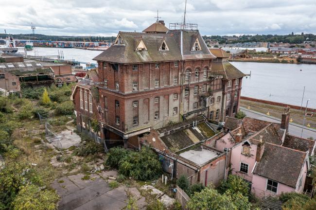 Former Tolly Cobbold Brewery Site, Cliff Road, Ipswich IP3 0AZ 3