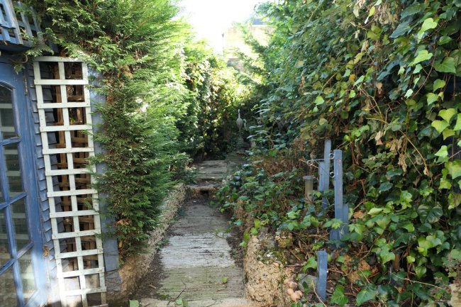 38 Richmond Grove, Surbiton, Surrey KT5 8RL  2