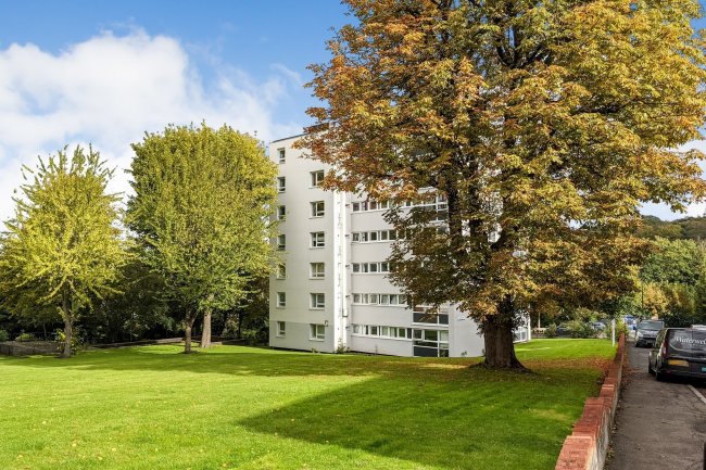 Flat 14 Gould Court, Woodland Road, London, SE19 1PH 5