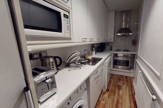 34B, Rutland Gate, London SW7 1PD 6