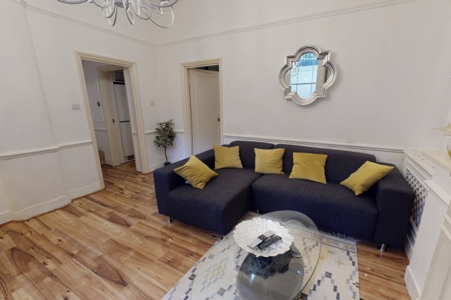 34B, Rutland Gate, London SW7 1PD 6