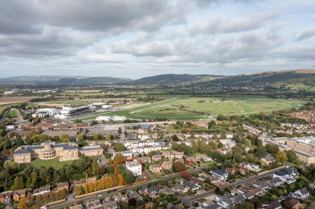 Hill Court House, Hill Court Road, Cheltenham GL52 3JL 8
