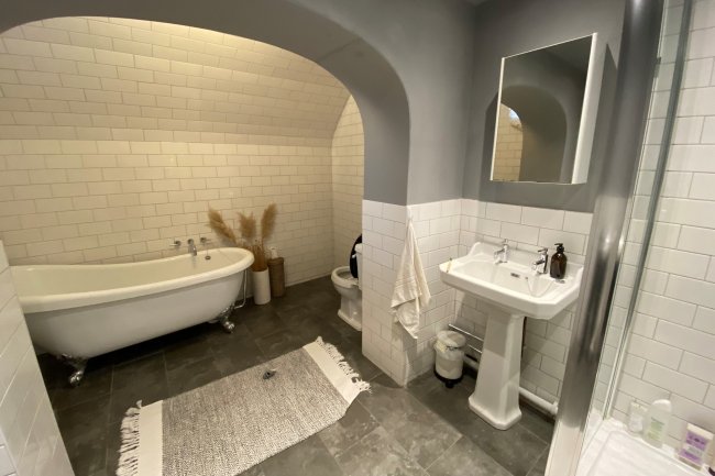 Hill Court House, Hill Court Road, Cheltenham GL52 3JL 8