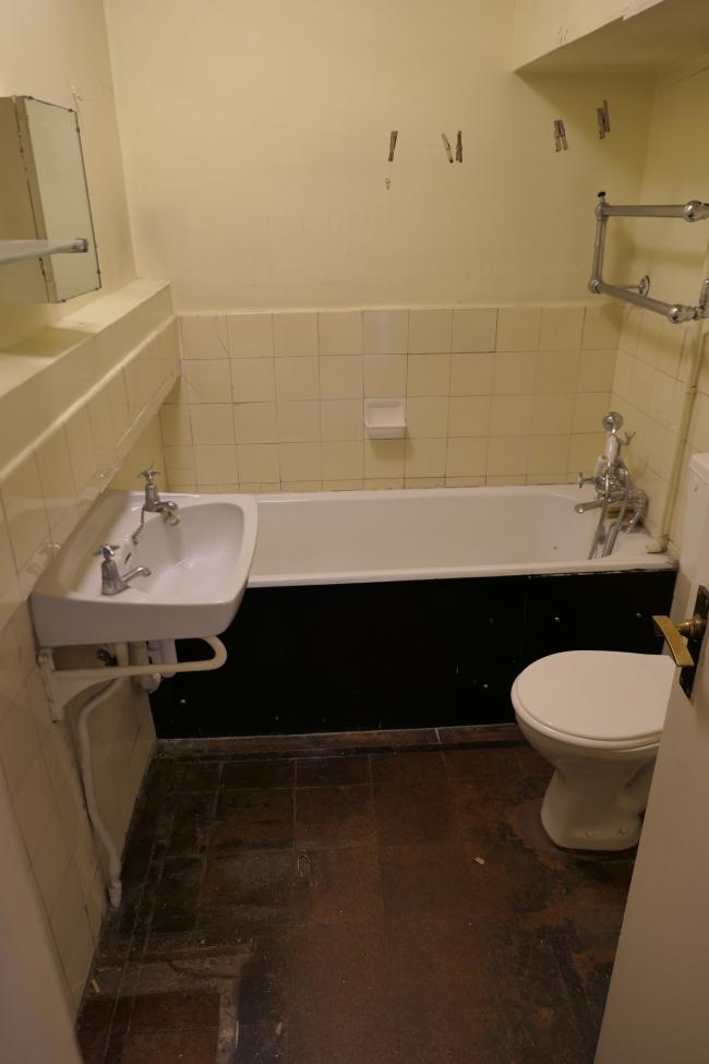 97 Florin Court, 6 - 9 Charterhouse Square, Clerkenwell, London EC1M 6EY 5