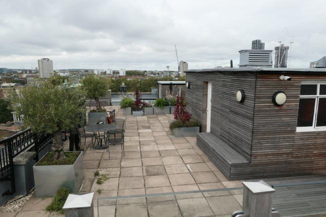 97 Florin Court, 6 - 9 Charterhouse Square, Clerkenwell, London EC1M 6EY 5