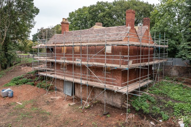 Botterham House, Botterham, Dudley, West Midlands, DY3 4RA 6