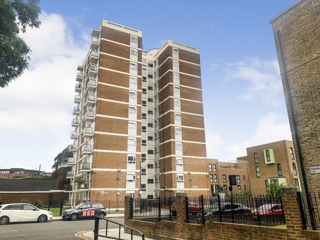 36 Laburnum Court, Laburnum Street, Haggerston, London, E2 8BH 2