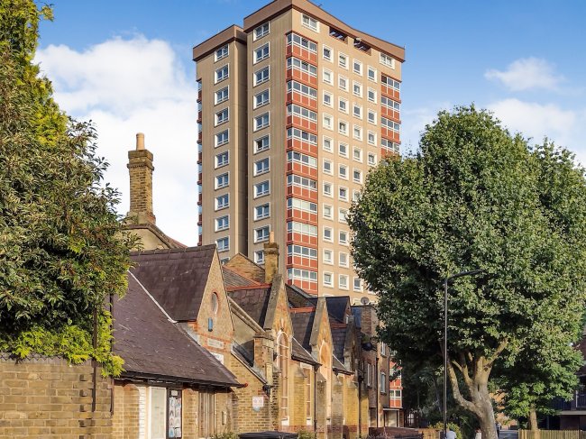 59 Welshpool House, Welshpool Street, Hackney, London, E8 4PE 4