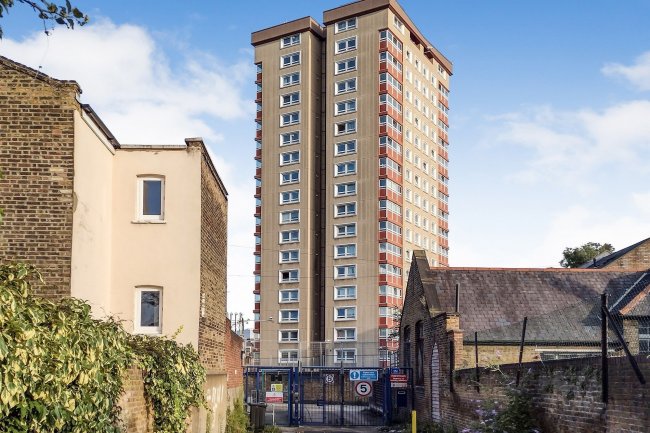 59 Welshpool House, Welshpool Street, Hackney, London, E8 4PE 4
