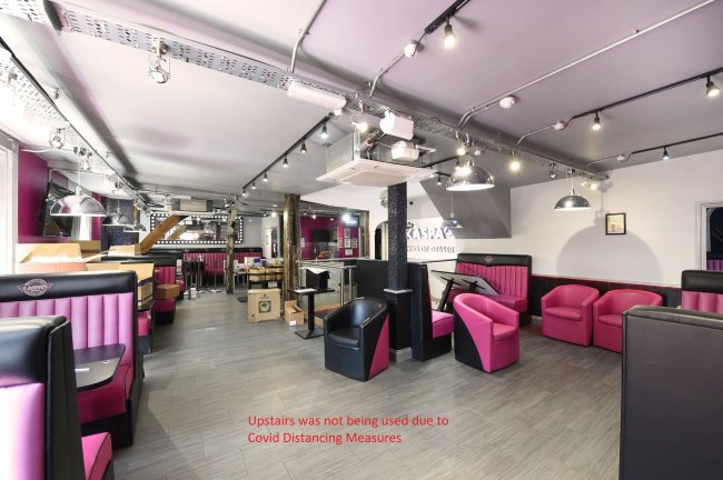 2 High Street, Canterbury, CT1 2JH
 8