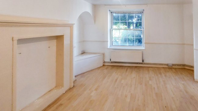 35 Bramble House, Devons Road, London, E3 3RD 
 10