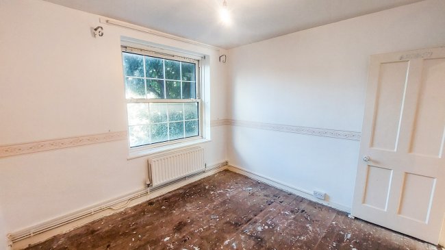 35 Bramble House, Devons Road, London, E3 3RD 
 10