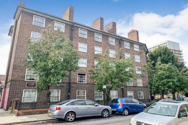 35 Bramble House, Devons Road, London, E3 3RD 
 10