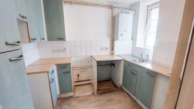 35 Bramble House, Devons Road, London, E3 3RD 
 10