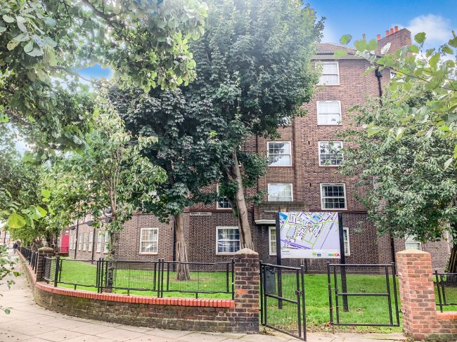 35 Bramble House, Devons Road, London, E3 3RD 
 10