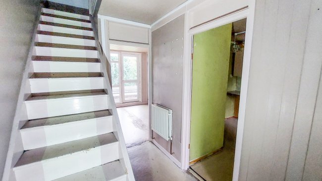 110 Hind Grove, London, E14 6HU 
 2