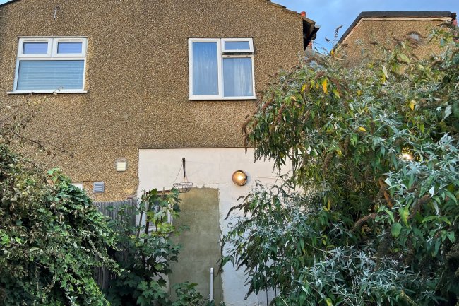 200 Thornhill Road, Surbiton KT6 7TF 9