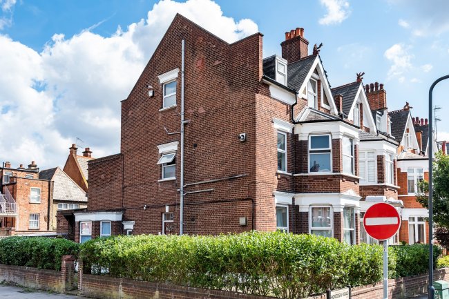 1 Keyes Road, Willesden Green, London NW2 3XB 1