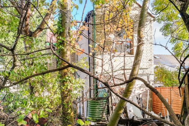 43 Brookfields, Cambridge, Cambridgeshire, CB1 3NZ
 8