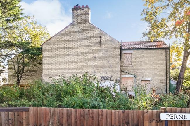 43 Brookfields, Cambridge, Cambridgeshire, CB1 3NZ
 8