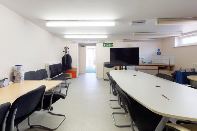 1B St Georges Road, Aldershot, Hampshire GU12 4LD 6