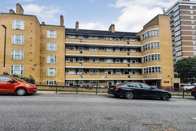 Flat 23 Heston House, Tanners Hill, London, SE8 4PX 9