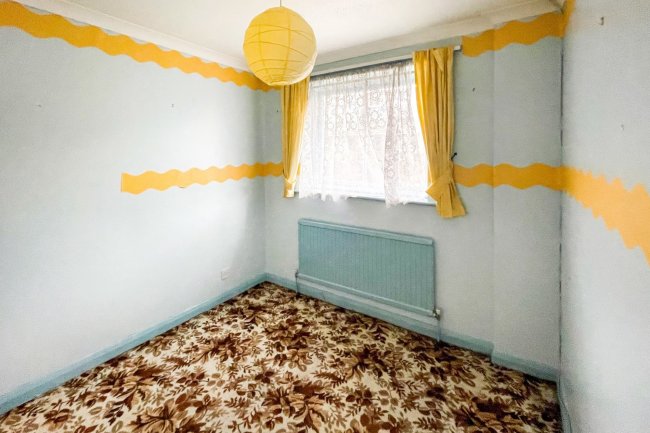 22 Stonechat Road, Billericay, Essex, CM11 2NX
 10