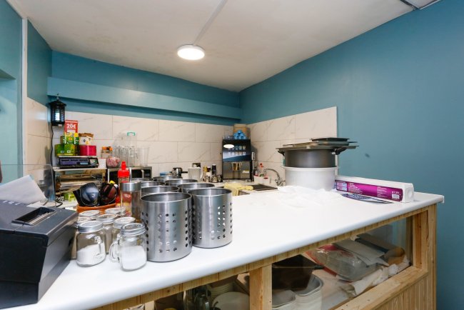 300 Barking Road, London, E13 8HL
 9