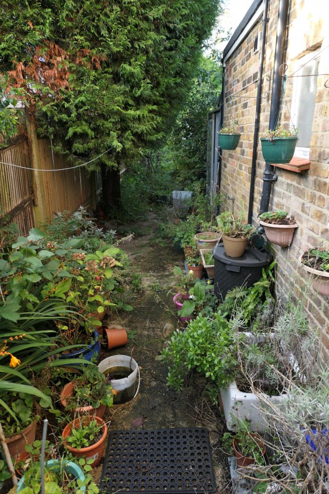 54 Wendover Road, Staines-on-Thames, Middlesex, TW18 3DD
 3