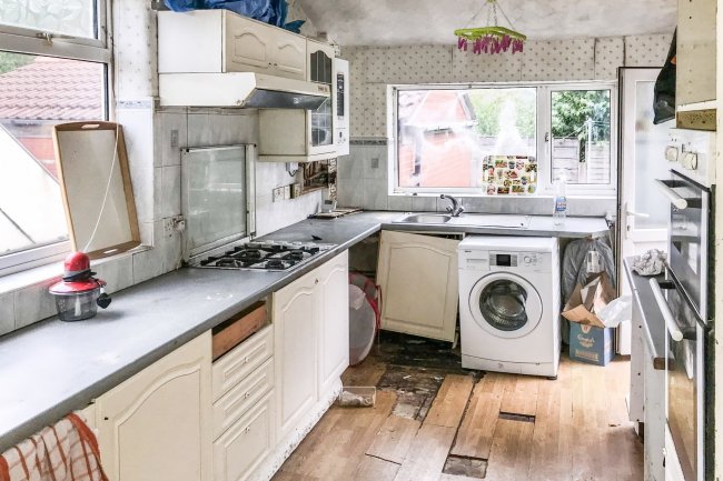 1 Newdale Road, Levenshulme, Manchester M12 4GG
 3