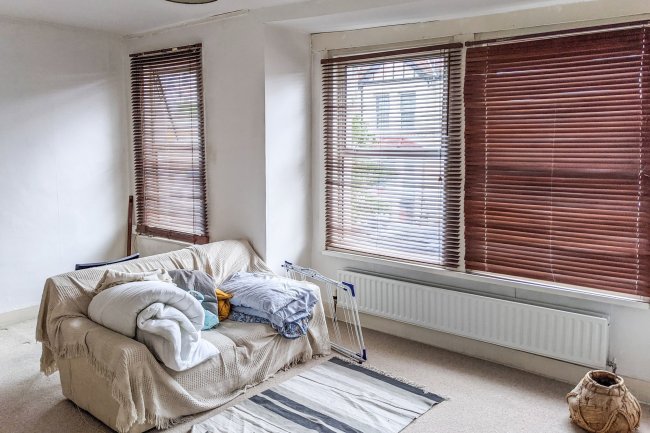 25A Lenham Road, Thornton Heath CR7 8QT
 1
