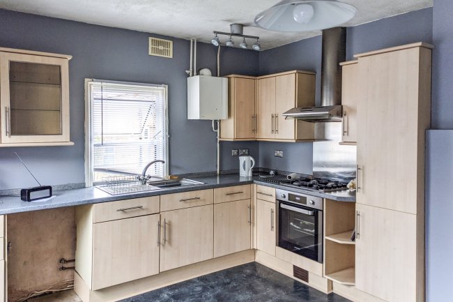 25A Lenham Road, Thornton Heath CR7 8QT
 1