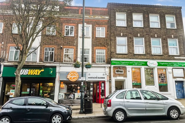 121 and 121a High Street, Whitton, Twickenham, Middlesex, TW2 7LG 10