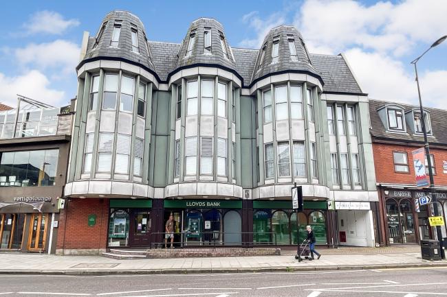 Stirling House, 21-25 Station Lane, Hornchurch, Essex RM12 6JL 4