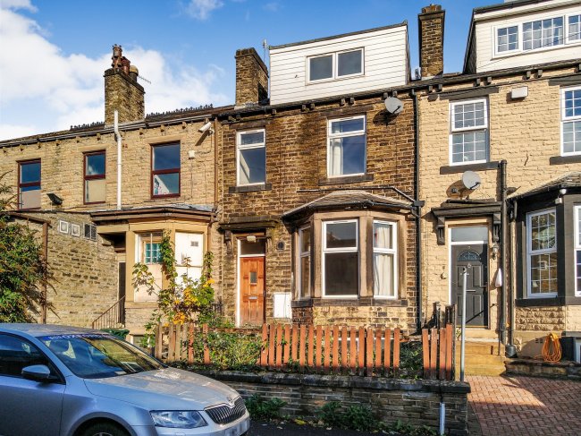 Dale House, 5 Sandywood Street, Keighley, BD21 3AJ  7