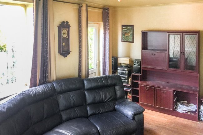 24 Foden Avenue, Alsager, Stoke on Trent, ST7 2PT 1