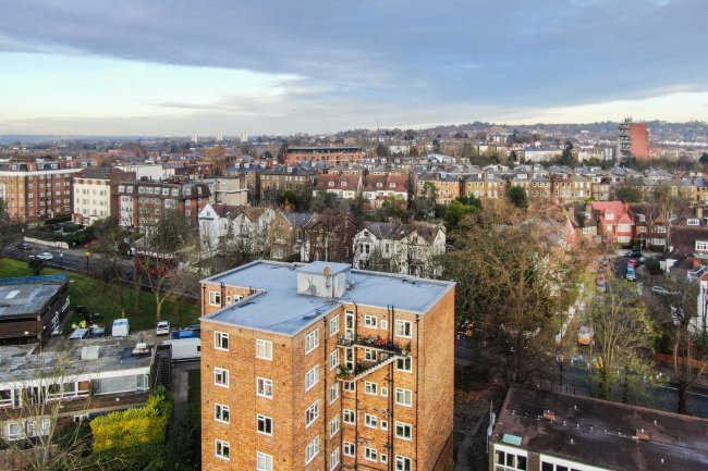 1-19 Wiltern Court, 29 Shoot-Up Hill, Cricklewood, London, NW2 3TY 7