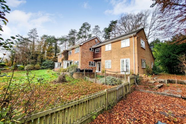 Little Snakemoore, Sleepers Hill, Winchester, Hampshire, SO22 4NA 6