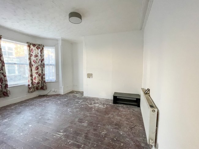 193 Derby Road, Stapleford, Nottingham, Nottinghamshire, NG9 7AZ 3